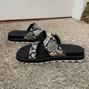 Sorel Roaming Platform Slide Sandel Size:8